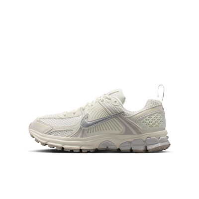 Nike Vomero 5 Big Kids' Shoes with Reflective Accents. Nike.com